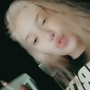 Meet your Posher, Jade